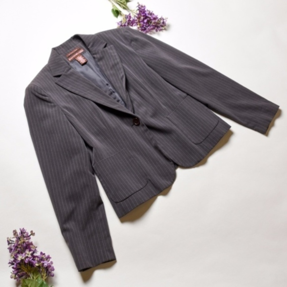BANDOLINO PETITE Stretchy dark Grey Blazer with soft stripes - Size 8P